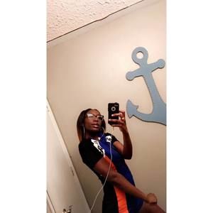 Meet your Posher, Maya